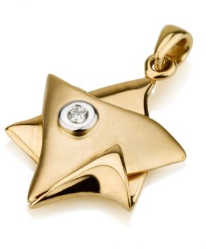 Deluxe 18K Gold Star of David Pendant with Diamond